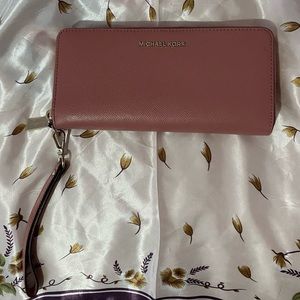 Rose Pink Michael Kors Wallet/Wristlet